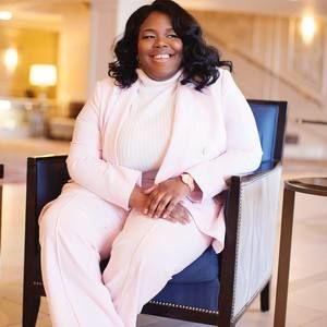 Meet your Posher, Latoya